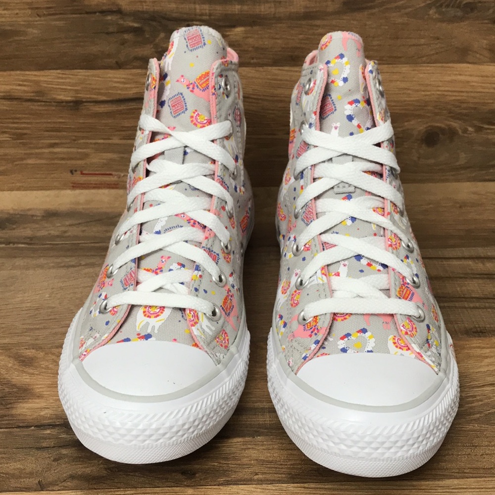 CONVERSE CTAS HIGH TOP BRAND NEW - Picture 3 of 15